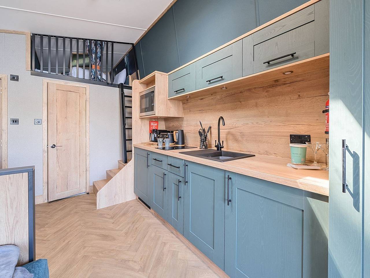 Skylight Stargazer - Billing Aquadrome in Northampton, Northamptonshire