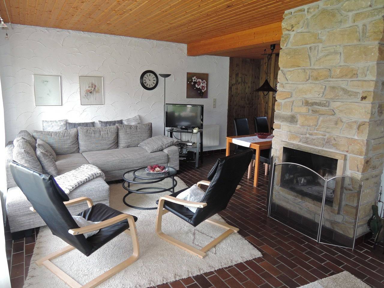 Ferienhaus Albatros Nr. 1 - Ferienhaus, 70 qm, 2 Schlafzimmer, Terrasse mit Garten, max. 4 Personen in Hooksiel, Metropolregion Bremen-Oldenburg
