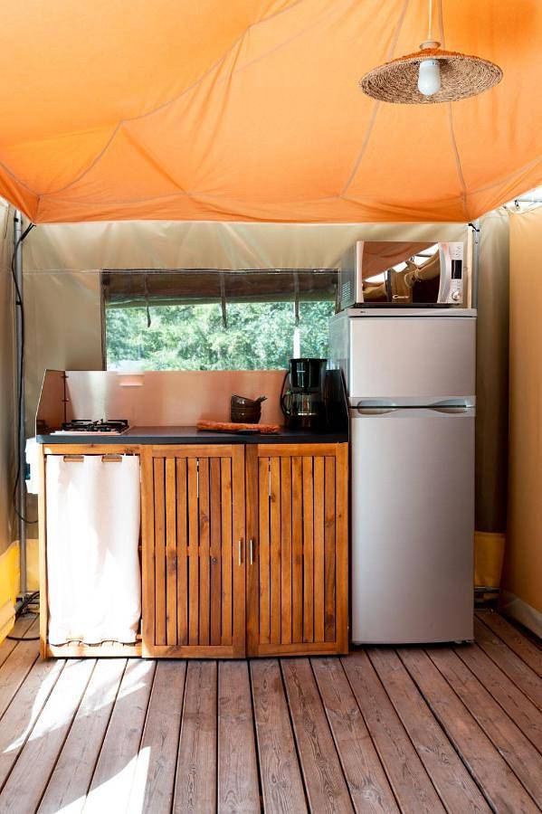 Location de vacances pour 5 personnes, avec piscine à Arces - 3