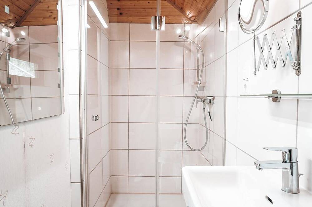 Zur schönen Aussicht, Ferienhaus - Ferienhaus, Eg u. Dg, 1 Schlafzimmer, in Ratzeburg, Ratzeburger See