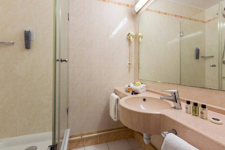 Hôtel pour 2 personnes, avec jardin, animaux acceptés à Hagondange - 2