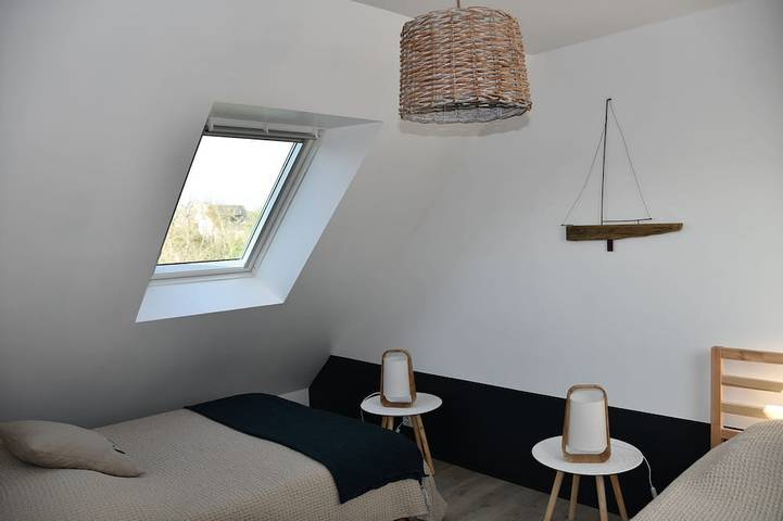 Location de vacances pour 8 personnes, avec jardin et terrasse dans Locmaria (Groix) - 2