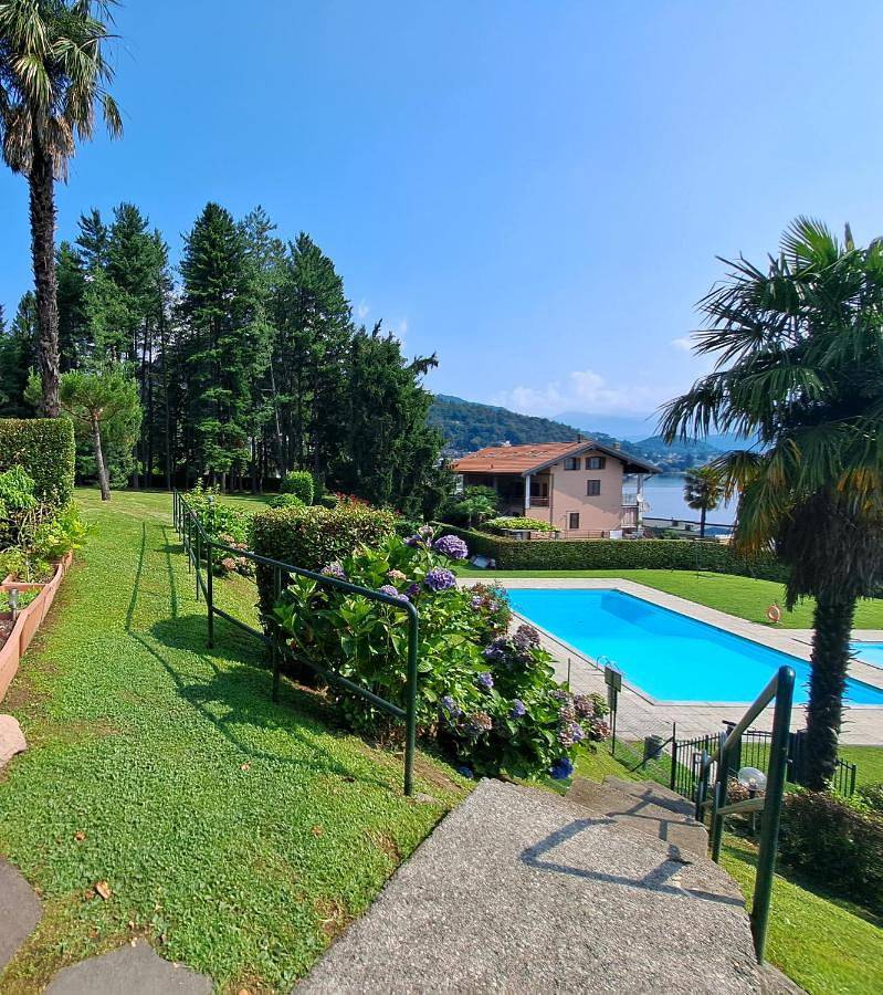 Ina in Lavena Ponte Tresa, Luganer See (Lombardei)