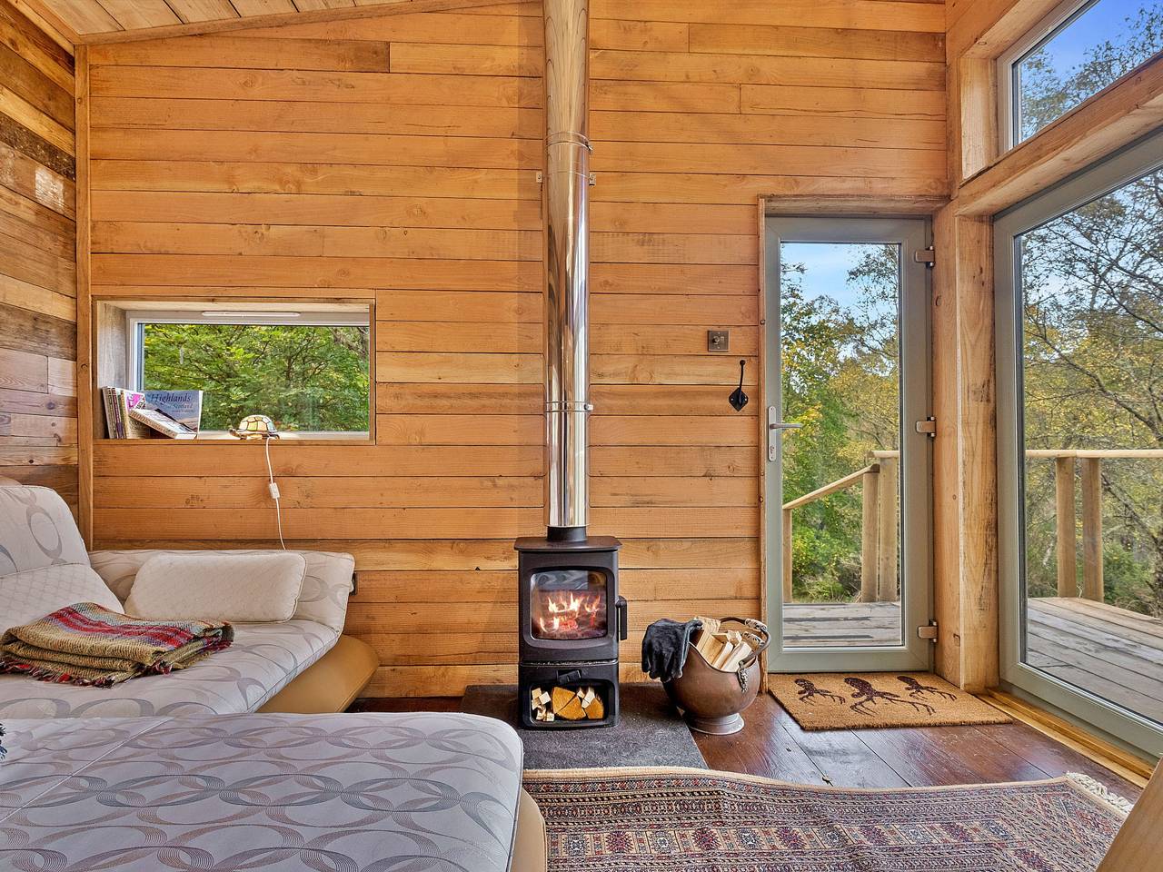 Cosagach Falls Cabin in Highlands