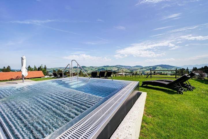 Hôtel pour 2 personnes, avec jacuzzi et piscine ainsi que jardin et sauna, adapté aux familles à Appenzell - 4