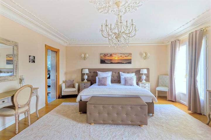 Location de vacances pour 20 personnes, avec terrasse et jardin à Poigny-la-Forêt - 2