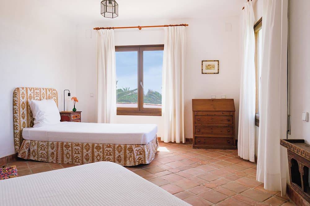 Villa avec accès directe à la plage in Playa de En Medio o de los Alemanes (Tarifa), Tarifa
