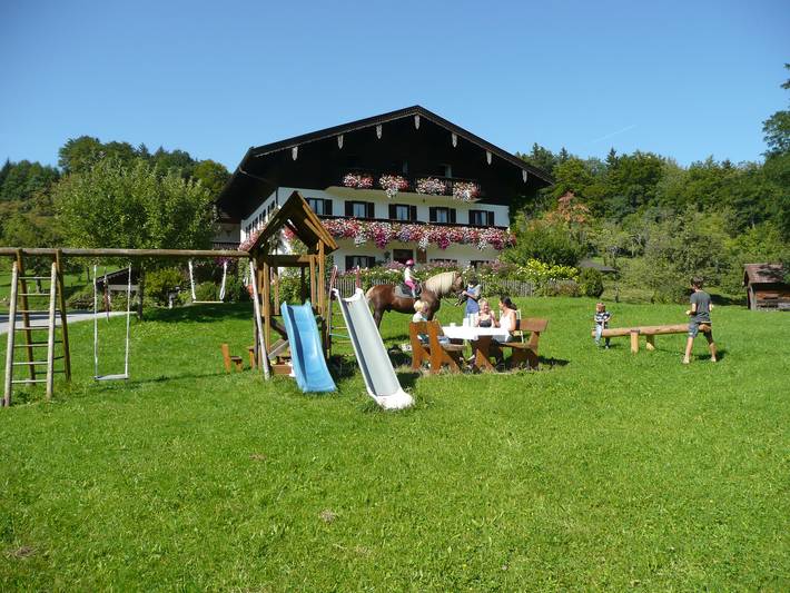 Bauernhof für 6 Personen, mit Balkon und Terrasse sowie Garten