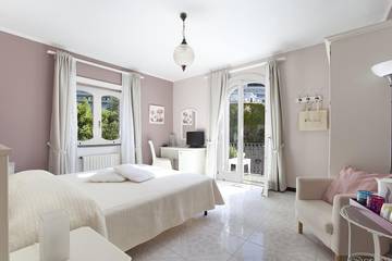 Villa With Pool for 14 People in Sorrento, Tyrrhenian Coast Campania, Photo 4