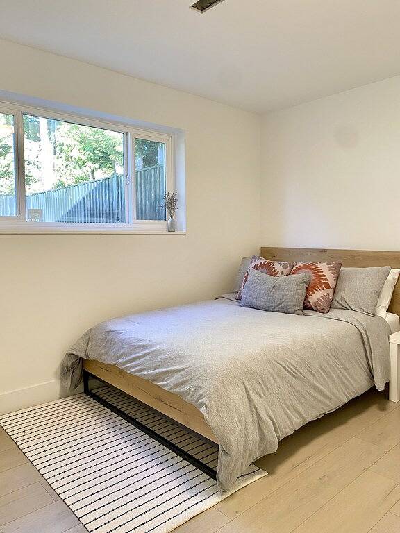 Modern, Bright, Clean 2 Bedroom Suite - Great Location! in Burnaby, British-Columbia