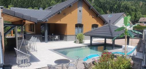 Maison de campagne pour 6 personnes, avec jacuzzi ainsi que terrasse et piscine à Rochesson