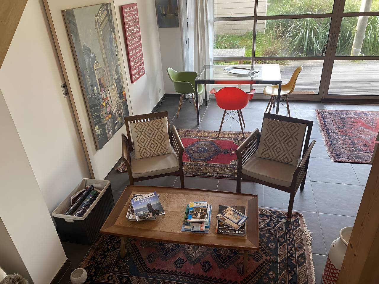 L'Atelier - Type Loft - Porspoder à 100 m des plages - chambre et grande pièce de vie in Porspoder, Région de Brest