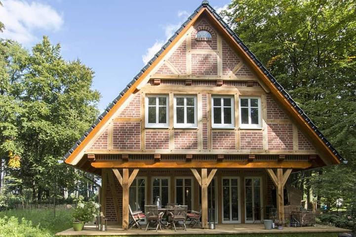 Ferienhaus für 8 Personen, mit Terrasse und Garten