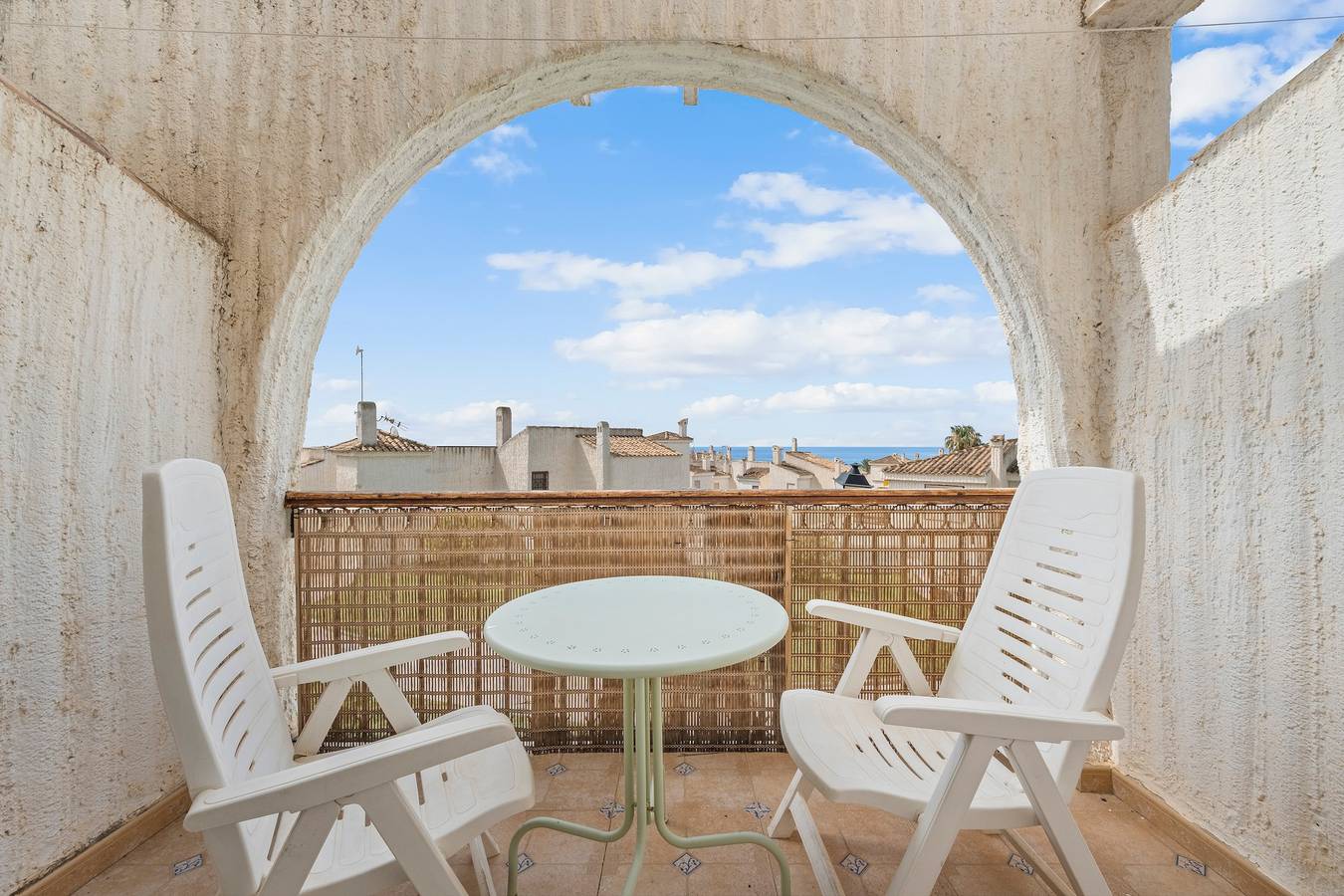 Vakantiehuis 'Casa Varadero' met Gedeeld Zwembad in Santiago Bernabeu, Santa Pola