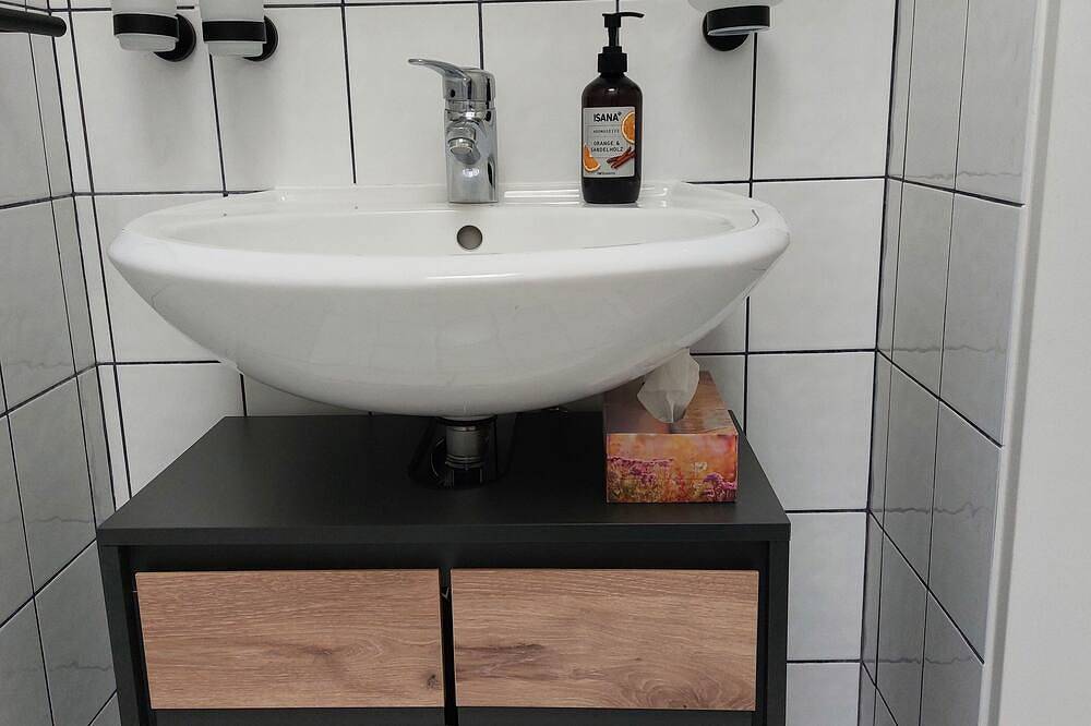 Schönes Ferienhaus Sonnenwinkel für 4 Personen + Hund in Deichnähe in Greetsiel, Krummhörn