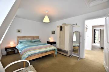 Holiday Home for 8 People in Aberdyfi, Aberdovey, Photo 3