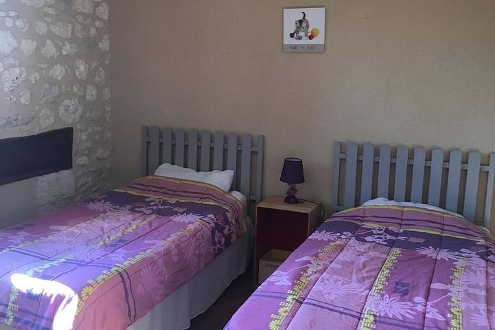 Location de vacances pour 5 personnes, avec terrasse et piscine à Les Lèves-et-Thoumeyragues - 4