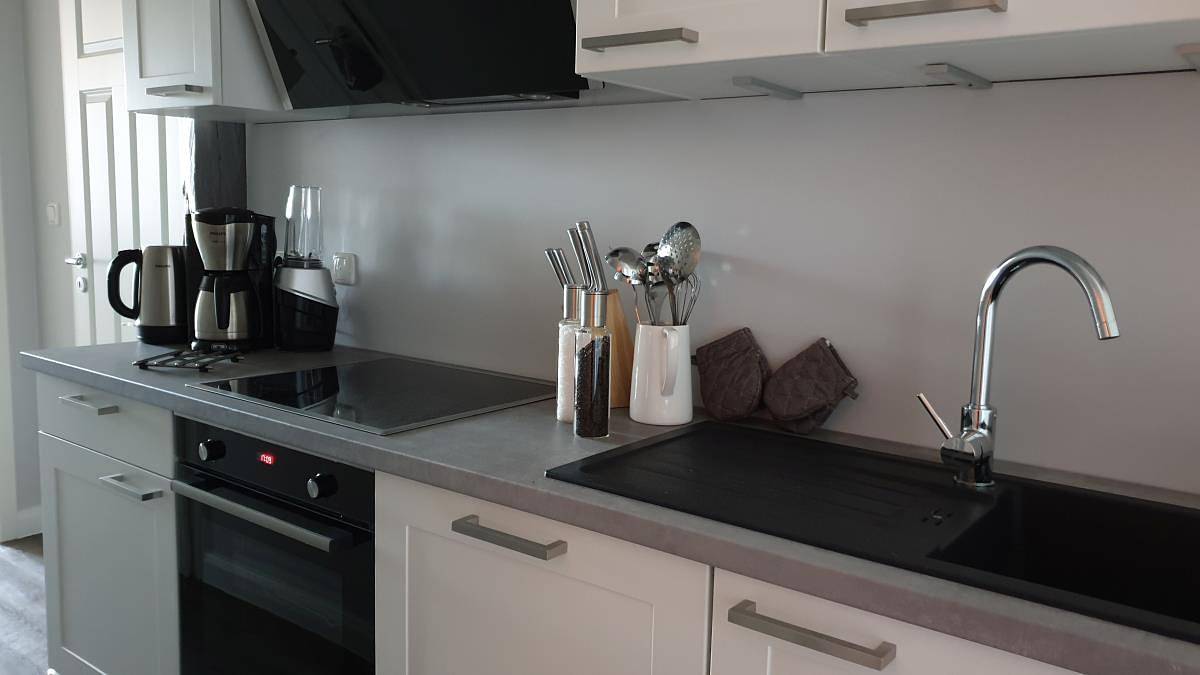 Entire apartment, Holiday apartment for 2 people in West Fehmarn, Lemkenhafen