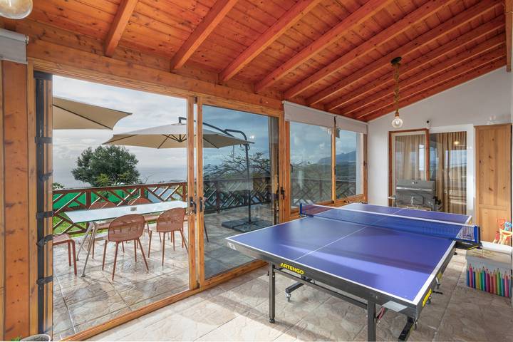 Villa Horizonte with Sea Views, Wi-Fi and Air Conditioning in Tijoco Bajo, Adeje