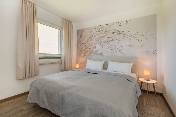 Ferienhaus für 5 Personen, mit Terrasse und Seeblick sowie Ausblick in Bernsteinbäder - 4