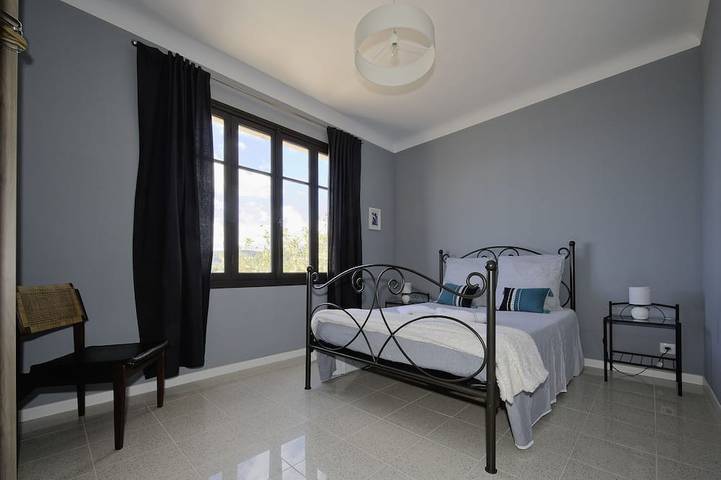 Gîte pour 4 personnes, avec balcon et jardin à Saint-André-de-la-Roche - 2