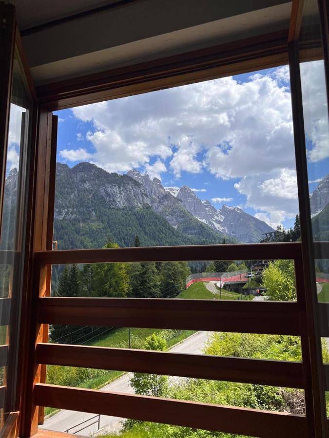 Appartamento per 5 persone, con Balcone e Panorama a Folgarida