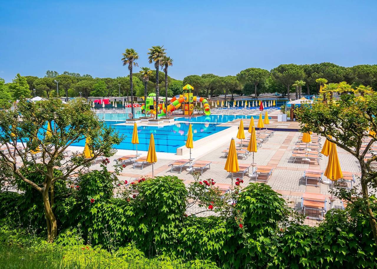 Mobilheim | Classic | 2 Zi. | 4/6 pers. | Terrasse | A/C in Eraclea Mare, Venedig Provinz