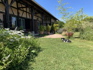 Chambre d’hôte pour 2 personnes, avec jardin à Romenay