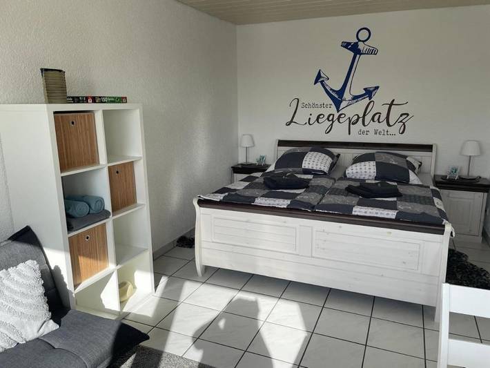 Ferienwohnung für 4 Personen, mit Terrasse und Seeblick sowie Ausblick in Böblingen - 2