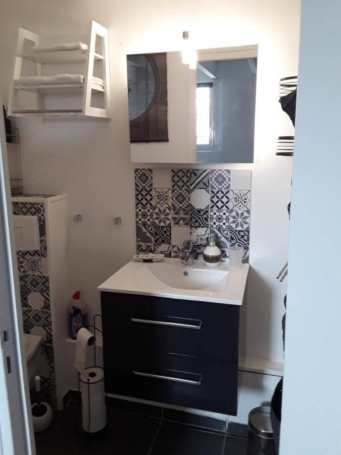 Double Room with Terrace in Moussan, Côte d'Améthyste