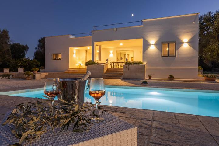 Ferienhaus für 8 Personen, mit Balkon und Balkon/Terrasse in Carovigno