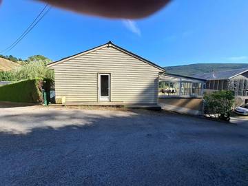 Gîte pour 7 personnes, avec jardin et vue, animaux acceptés à Lacaune