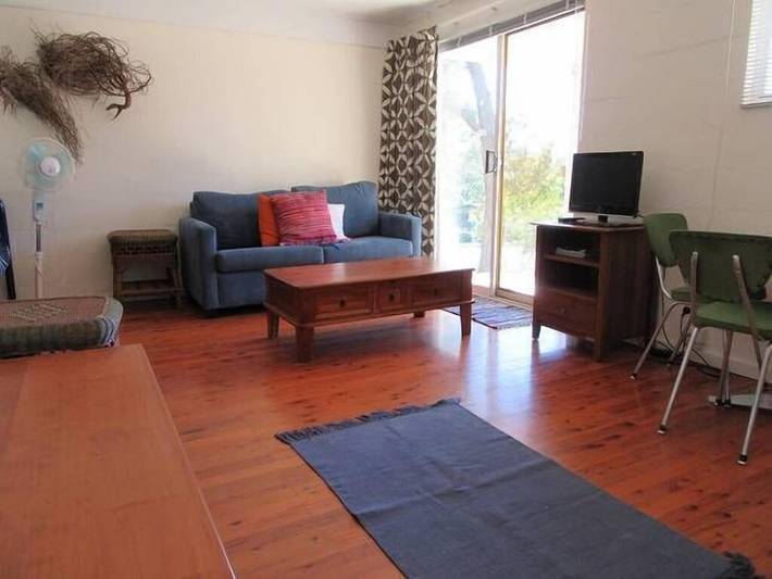 Holiday home for 6 people, with garden and balcony, with pets in Malua Bay