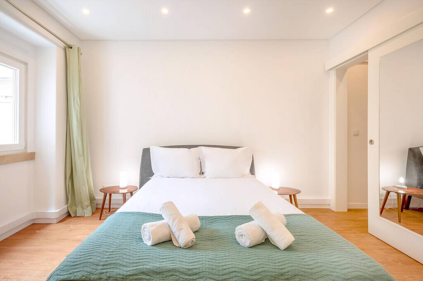 Apartamento inteiro, Guestready - Bright Escape near Santa Apolónia in São João (Lisbon), Lisboa
