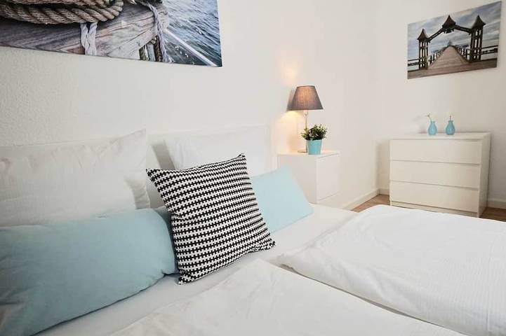 Bauernhof für 5 Personen, mit Balkon, mit Haustier in Sellin - 2