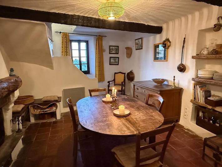 Location de vacances pour 4 personnes, avec vue et piscine à Mons (Var) - 2