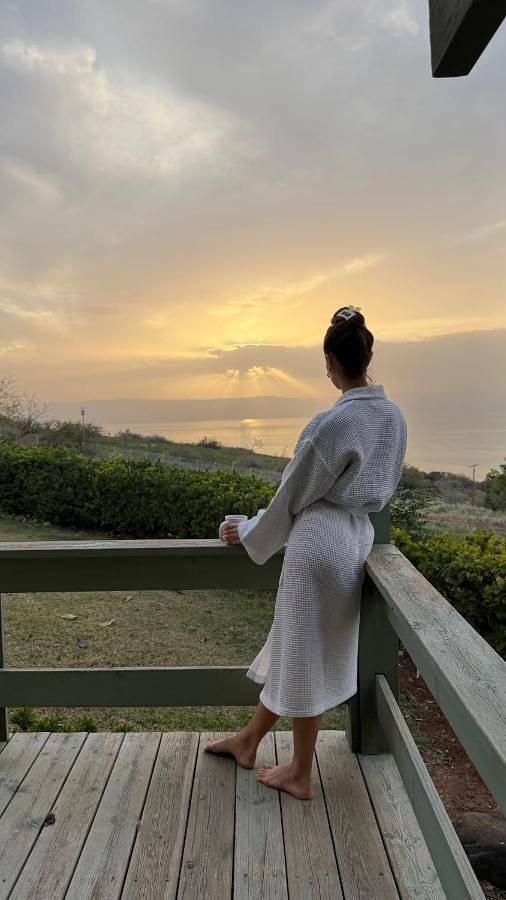 Chalet pour 5 personnes, avec vue sur le lac et vue ainsi que jardin et piscine
