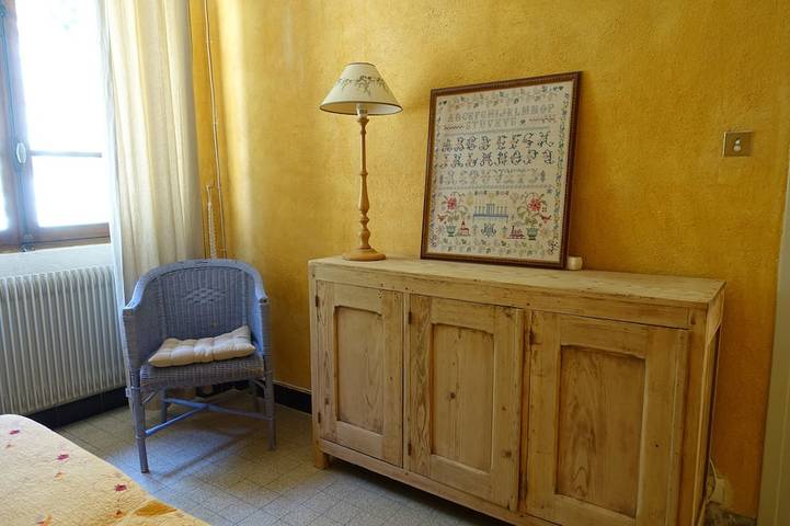 2 bedroom private vacation home in vogue in Vogüé, Ardèche
