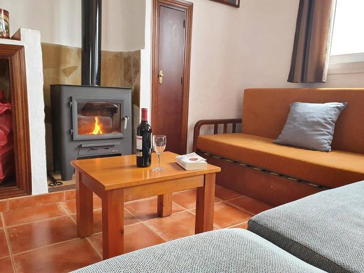 Casa rural con piscina para 4 personas, con vistas además de piscina y jardín en Sierra de Cádiz - 4