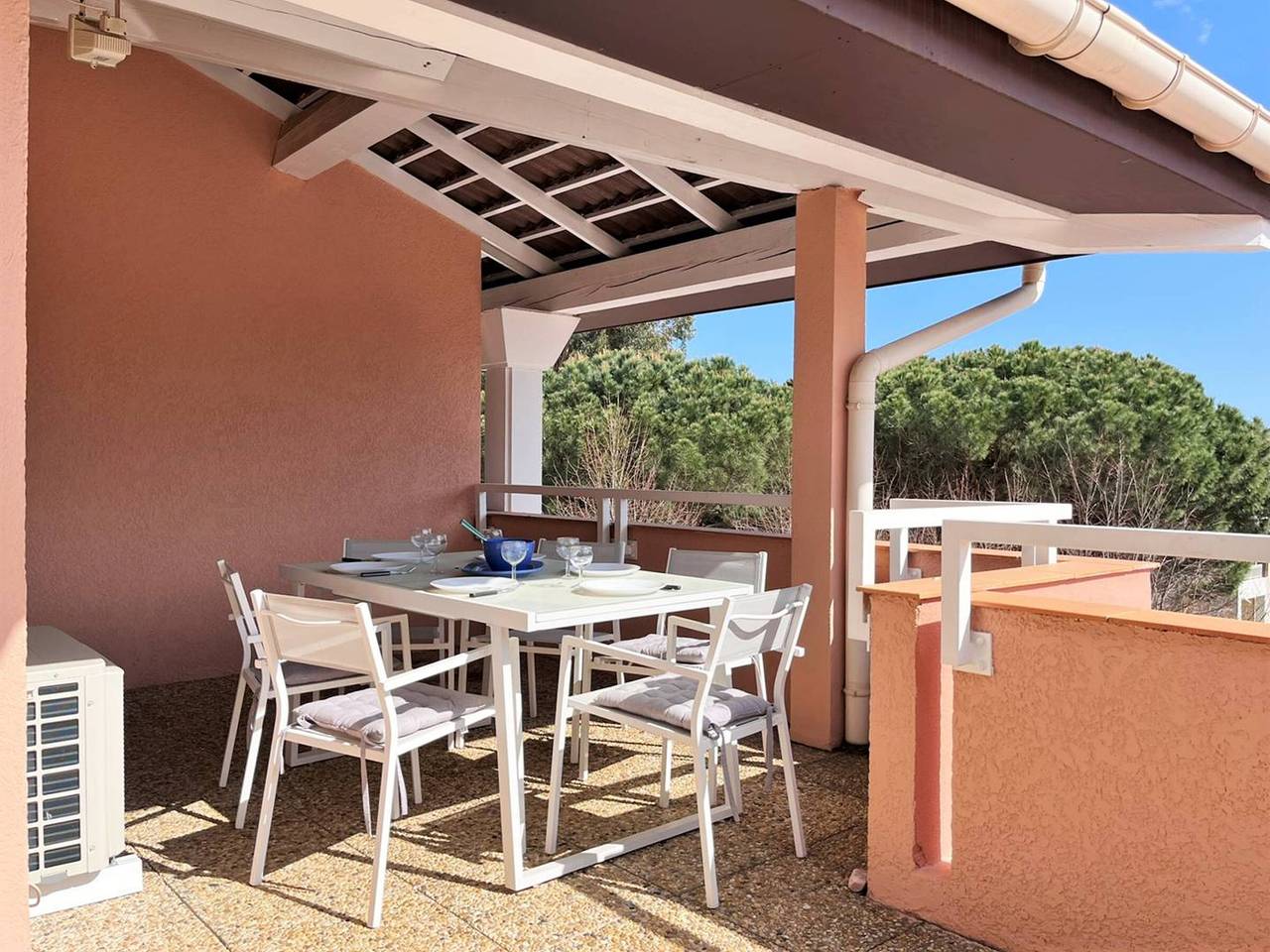 Appartamento intero, 3-room apt with Ac - 6 pax - Terrace, parking 200m from beach in Cavalière, Le Lavandou