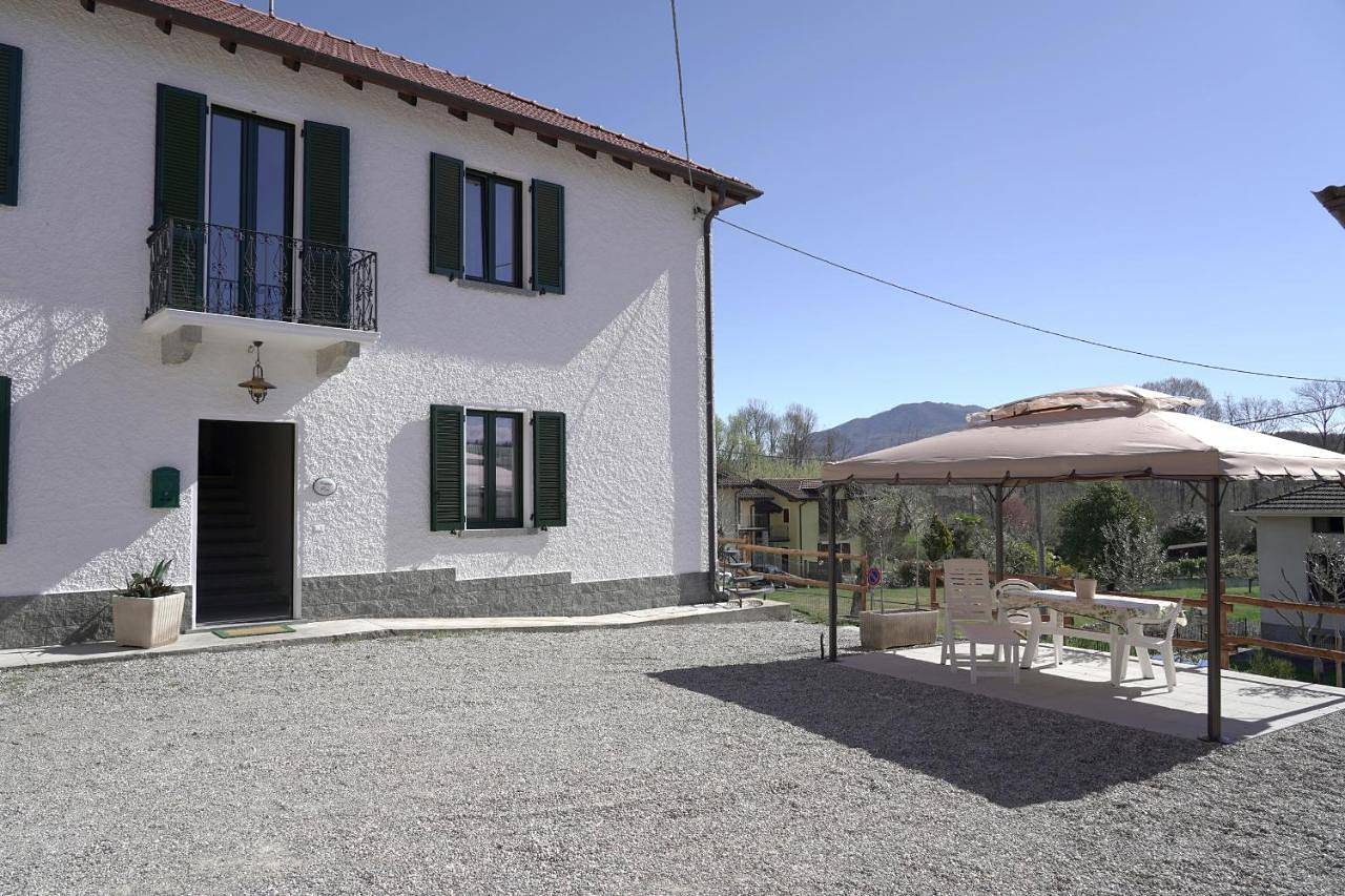 Cascina Riva in Ballarate, Comune di Leggiuno