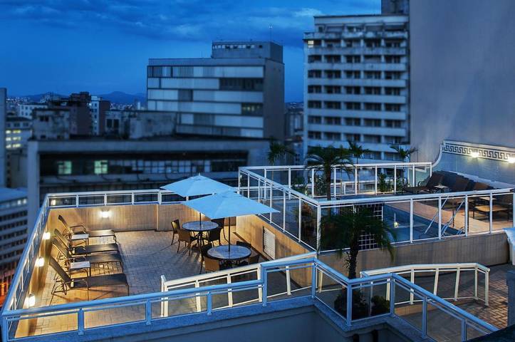 Hotel para 2 pessoas, com piscina e terraço e ainda sauna em Belo Horizonte