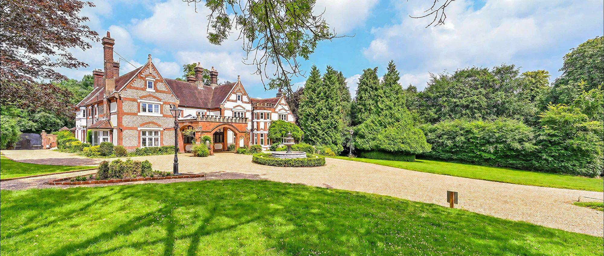 Riding Manor in Surrey