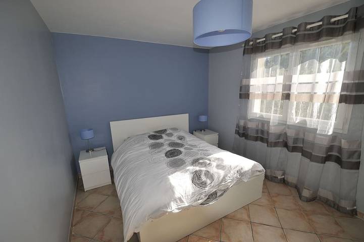 Location de vacances pour 8 personnes, avec jardin et terrasse à Callas - 4