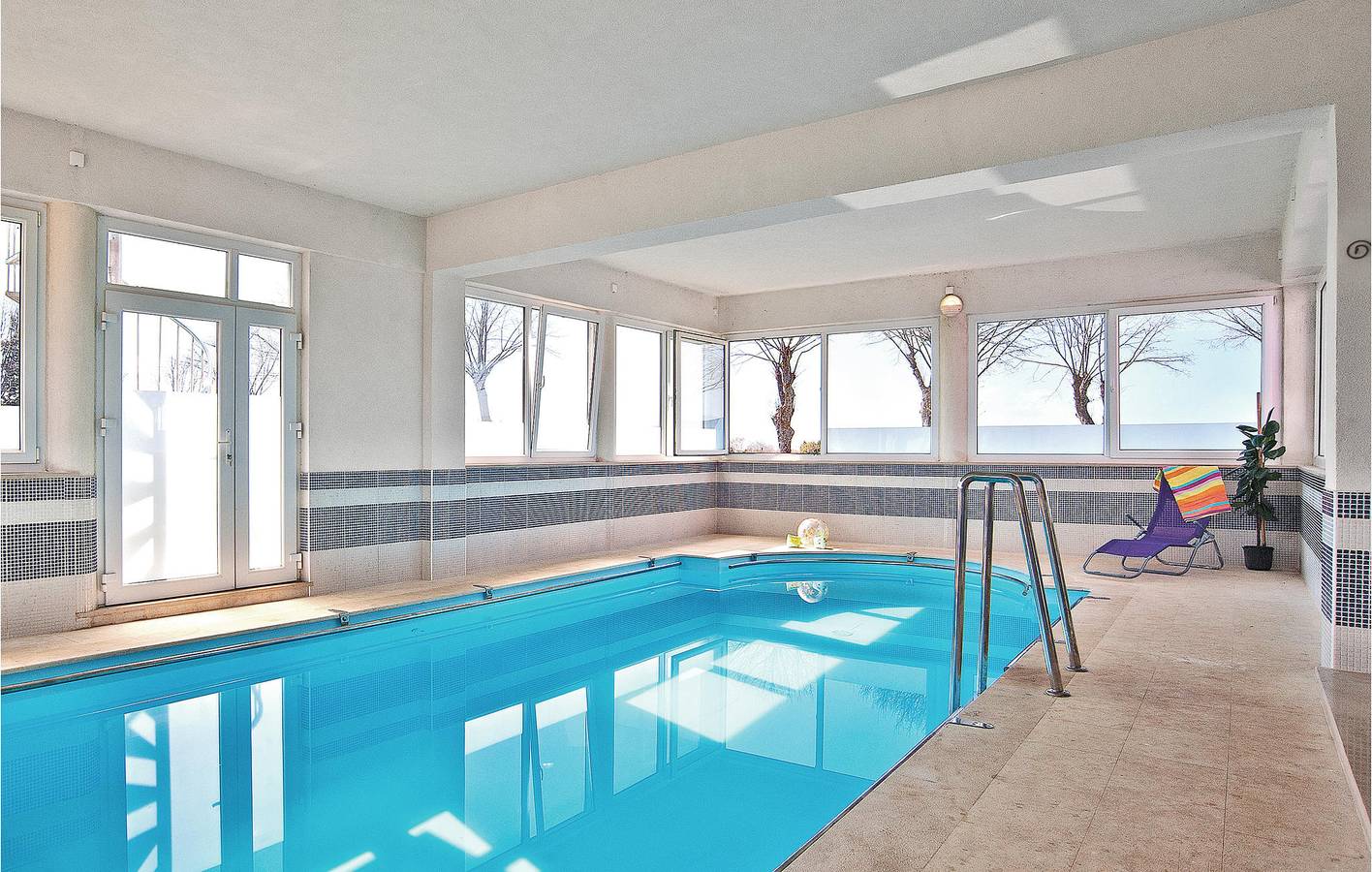 Ganze Ferienwohnung, Gemütliche 2-Zimmer-Wohnung mit Pool und Terrasse in der Nähe des Stadtzentrums von Vodnjan in Vodnjan, Grad Vodnjan