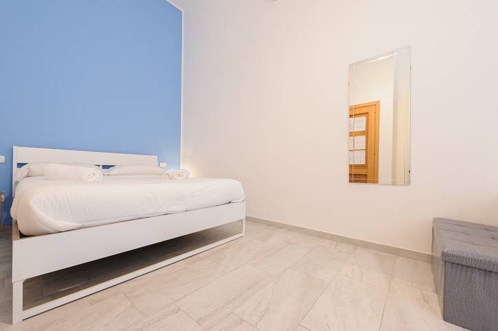 Ferienwohnung für 6 Personen, mit Balkon in Neapel - 4