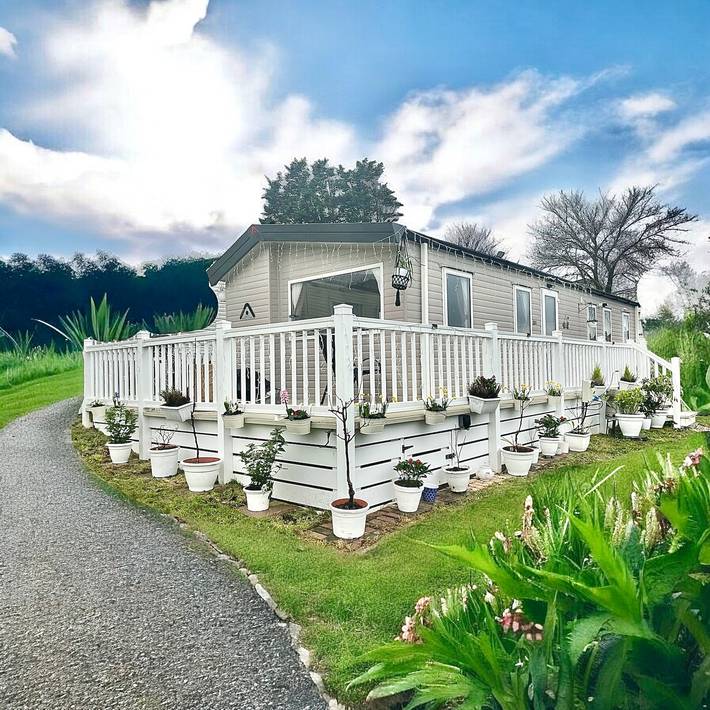Holiday rental for 6 people, with Balcony and Hot tub as well as Terrace and Garden in Newquay