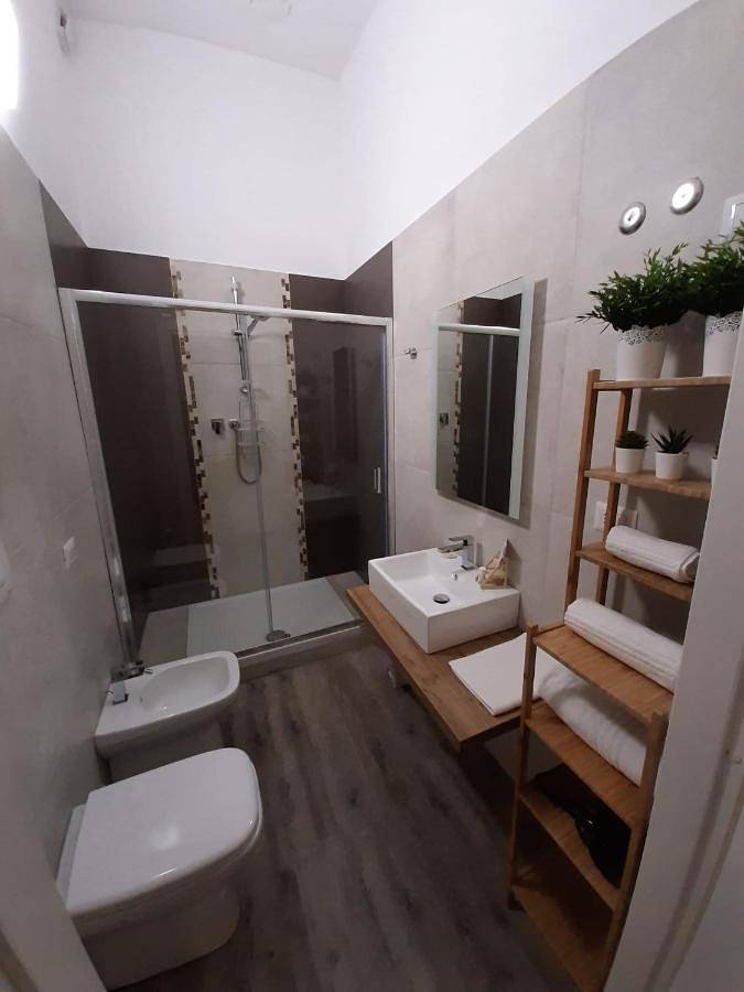 Chambre d’hôte pour 4 personnes, avec Terrasse à Foggia - 4