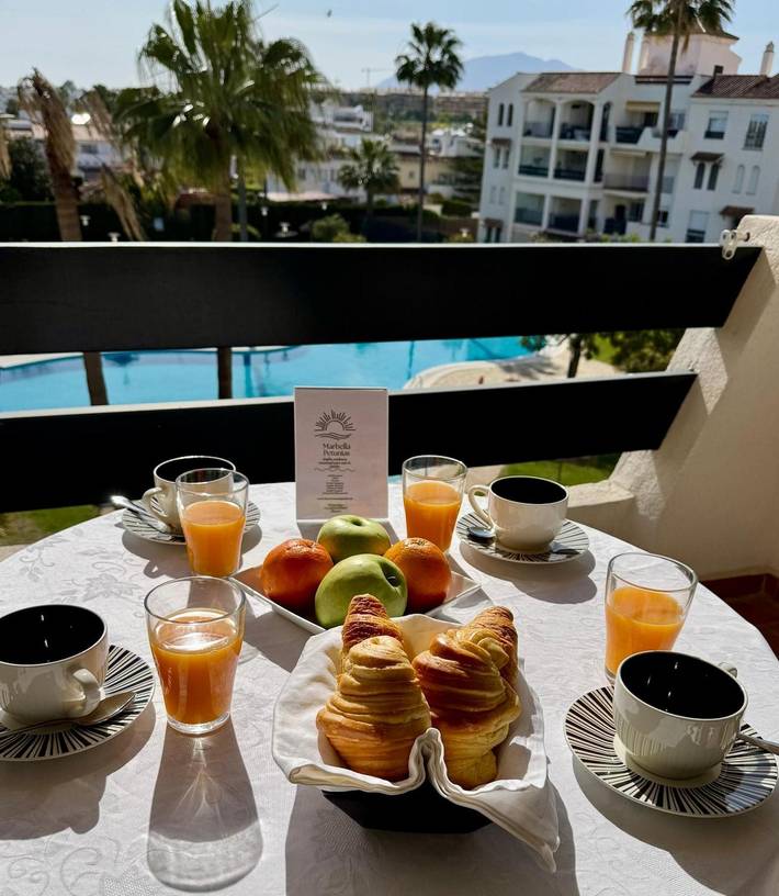 Ferienwohnung für 4 Personen, mit Garten und Kinderpool in Marbella