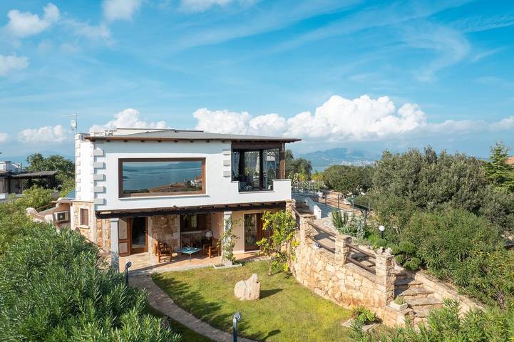 Location de vacances pour 7 personnes, avec terrasse et jardin à Murta Maria - 2